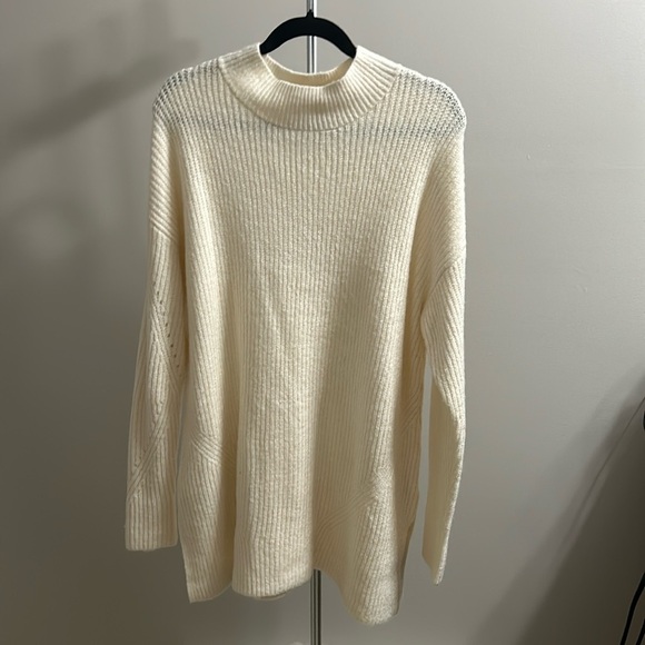 Old Navy Cream Sweater, Women's XL - Picture 2 of 14